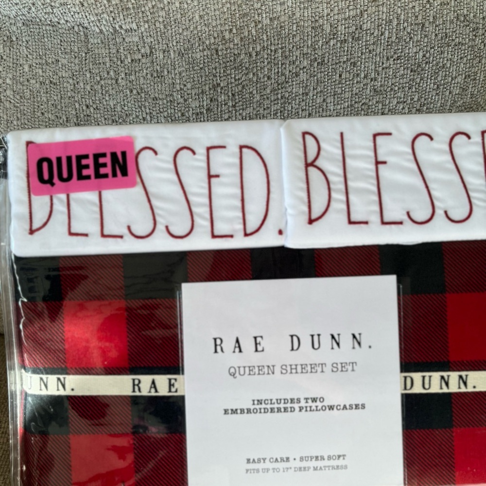 NEW! Rae Dunn Christmas Sheet Set - Picture 8 of 12